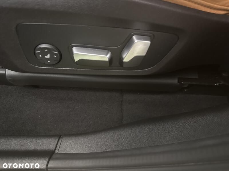 BMW X3 xDrive30e - 19