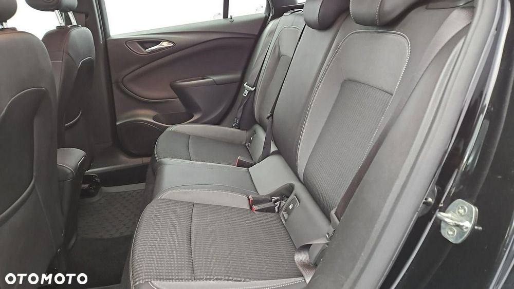 Opel Astra 1.5 CDTI Elegance S&S - 23