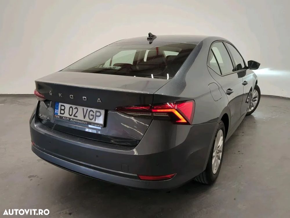 Skoda Octavia 2.0 TDI Ambition - 2