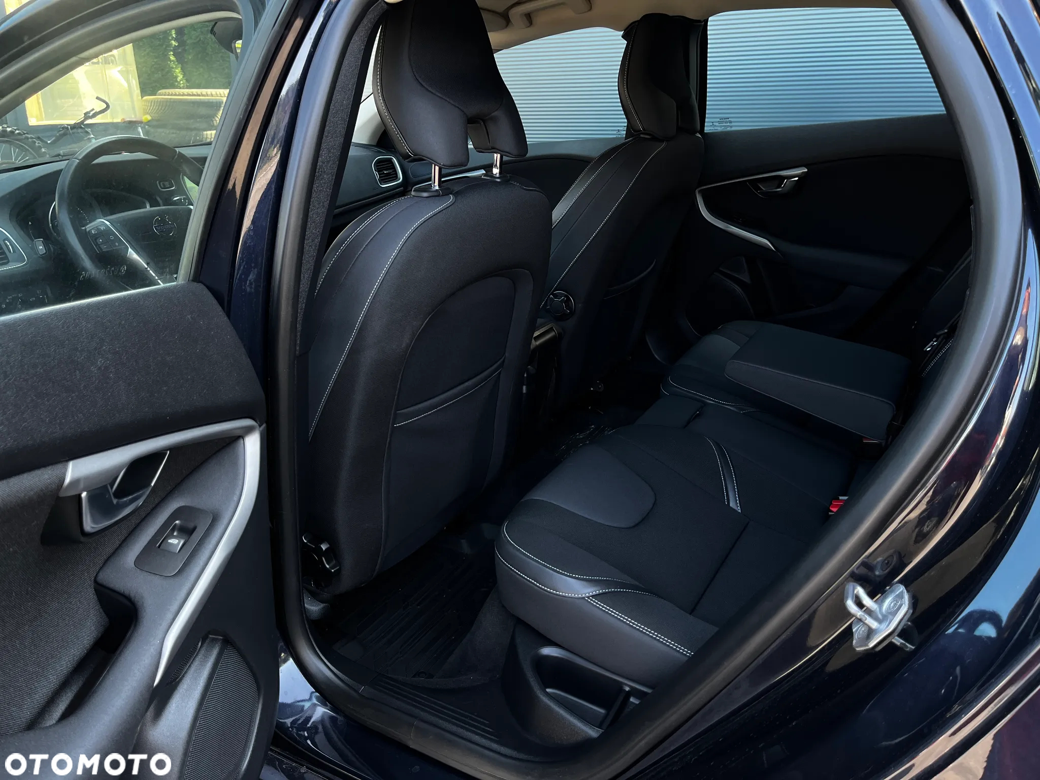 Volvo V40 D2 Drive-E Momentum - 14