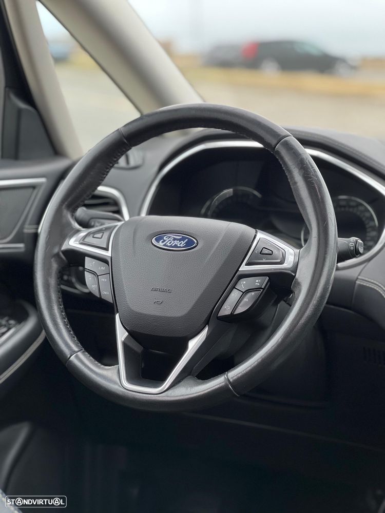 Ford S-Max 2.0 TDCi Vignale Powershift - 17
