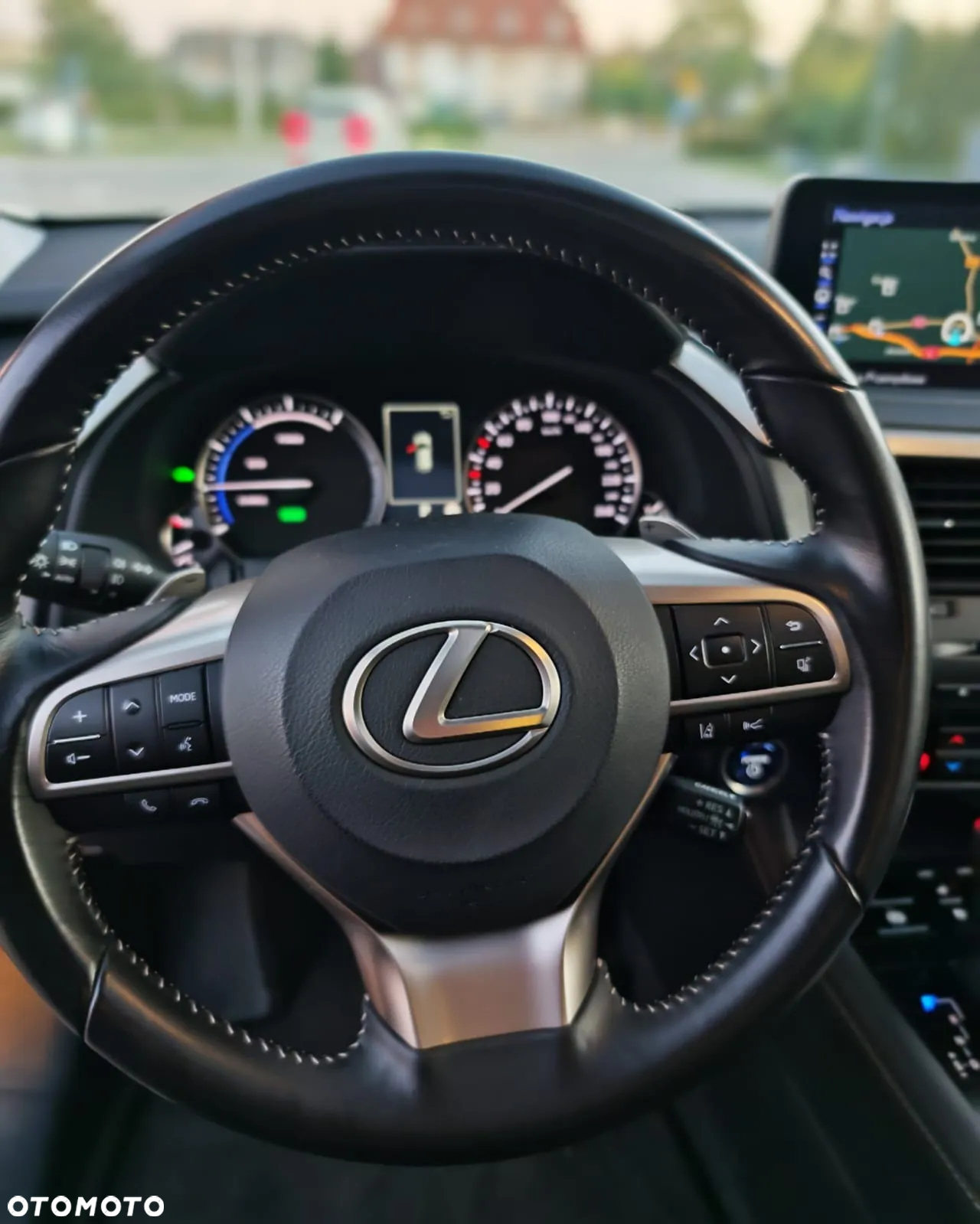 Lexus RX 450h (hybrid) Executive Line - 32