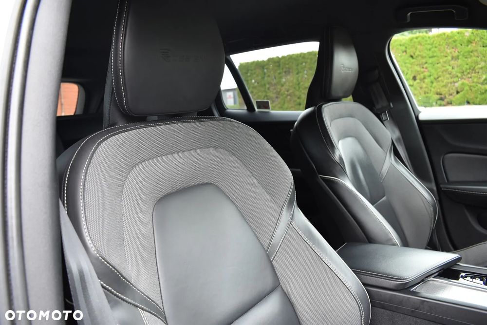 Volvo V60 D3 R-Design - 10