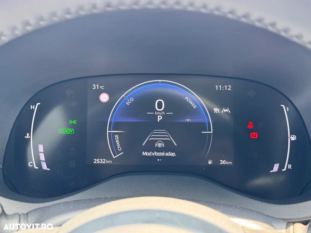 Toyota Yaris 1.5 VVT-i HSD Dynamic Bi-tone - 19