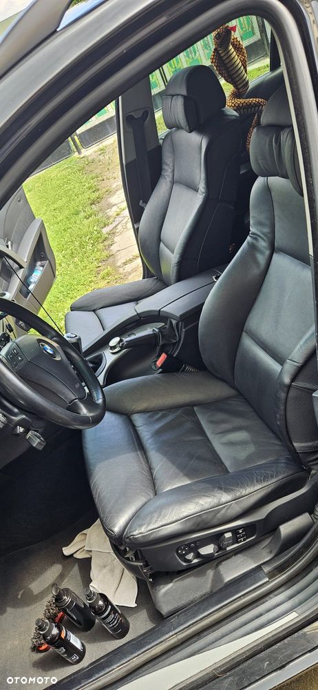 BMW Seria 5 525d - 6