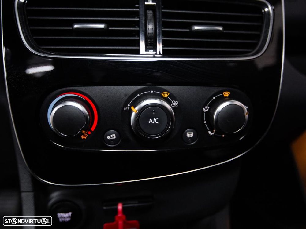 Renault Clio 1.5 dCi Zen - 16