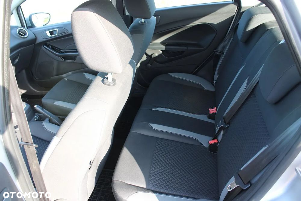Ford Fiesta - 13