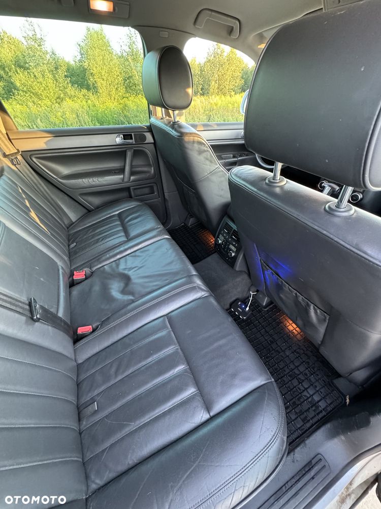 Volkswagen Touareg - 7