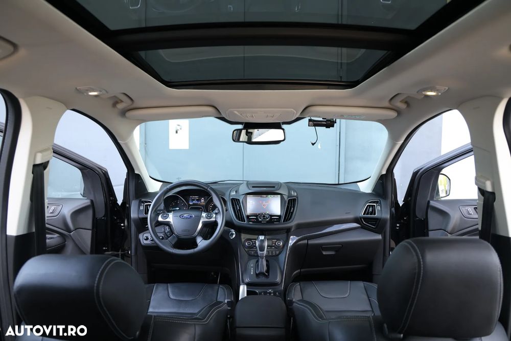 Ford Kuga 2.0 TDCi 4x4 Aut. ST-Line - 12