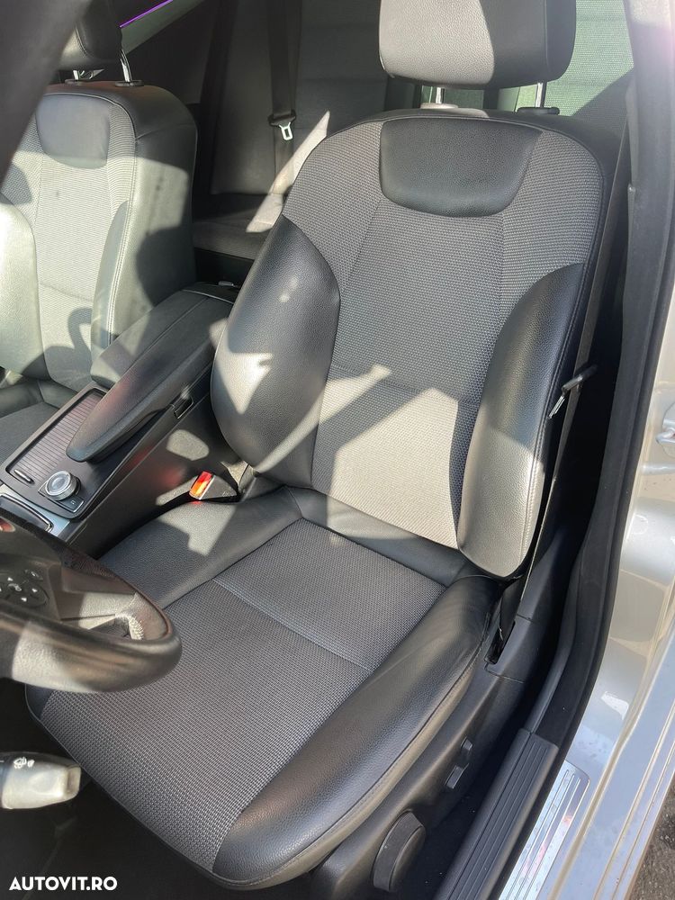 Mercedes-Benz C 230 - 6