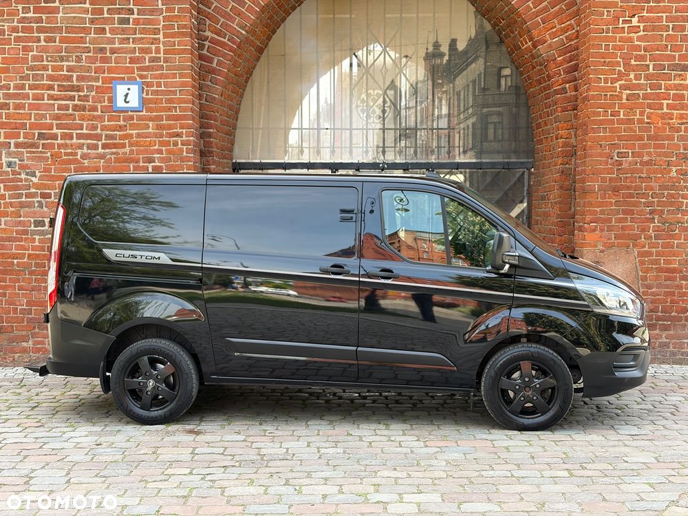 Ford Custom - 13