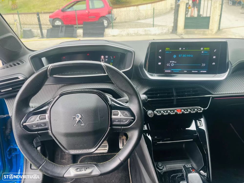 Peugeot e-208 50 kWh GT Line - 10