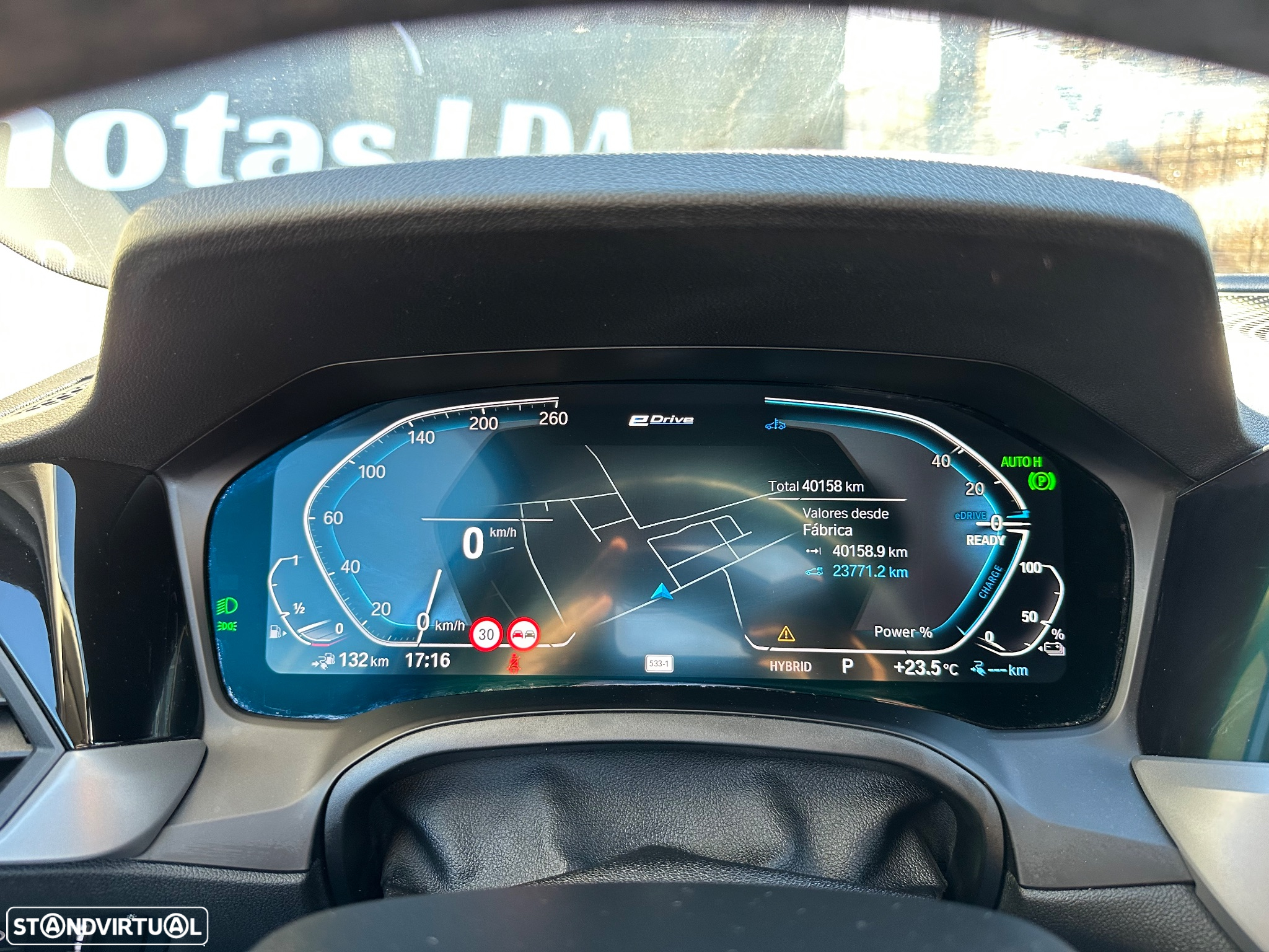 BMW 330 e Touring Aut. Advantage - 13