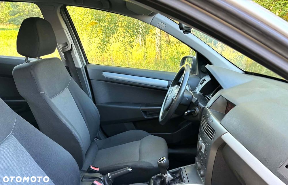 Opel Astra 1.6 Catch me now - 36