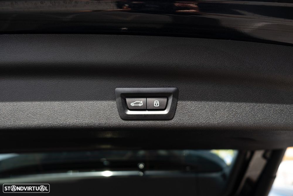 BMW X1 sDrive20i - 39