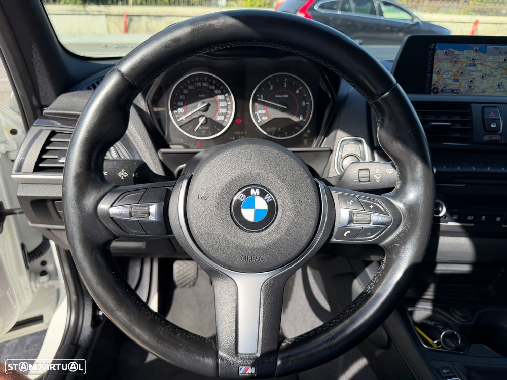 BMW 118 d Pack M - 35