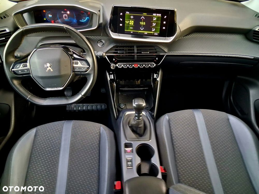 Peugeot 2008 PureTech 130 GT Pack - 22
