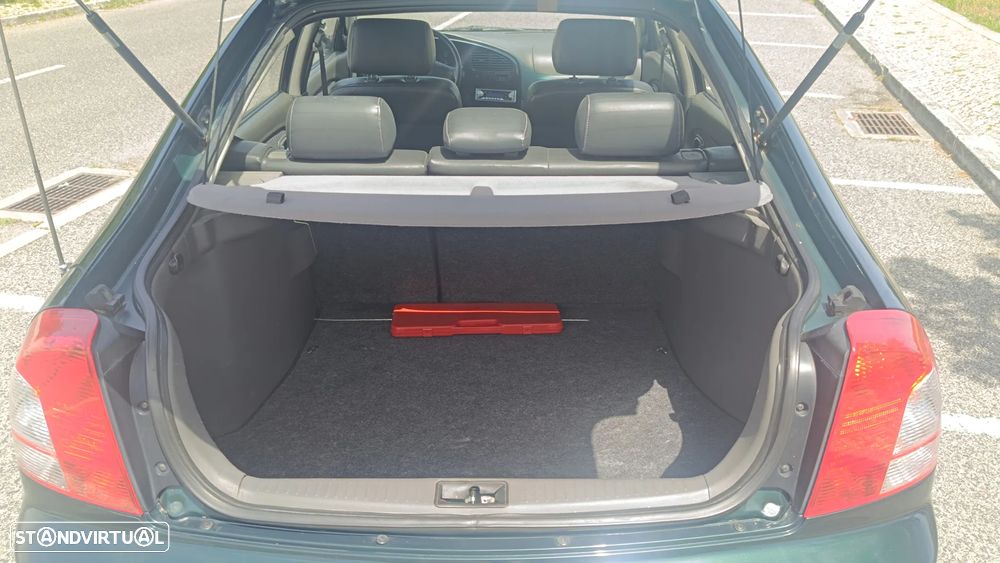 Kia Shuma 1.5 LS - 11