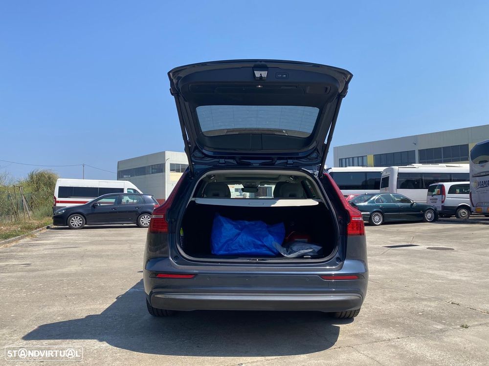 Volvo V60 2.0 T6 AWD TE Plus Bright - 27