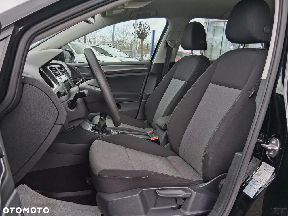 Volkswagen Golf 1.2 TSI BMT Trendline - 12