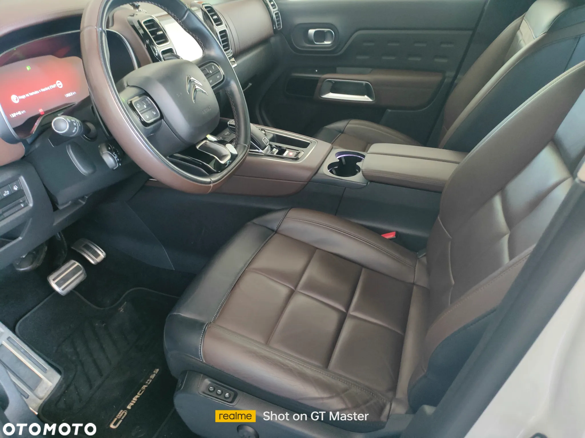 Citroën C5 Aircross 1.6 PureTech Shine EAT8 - 26