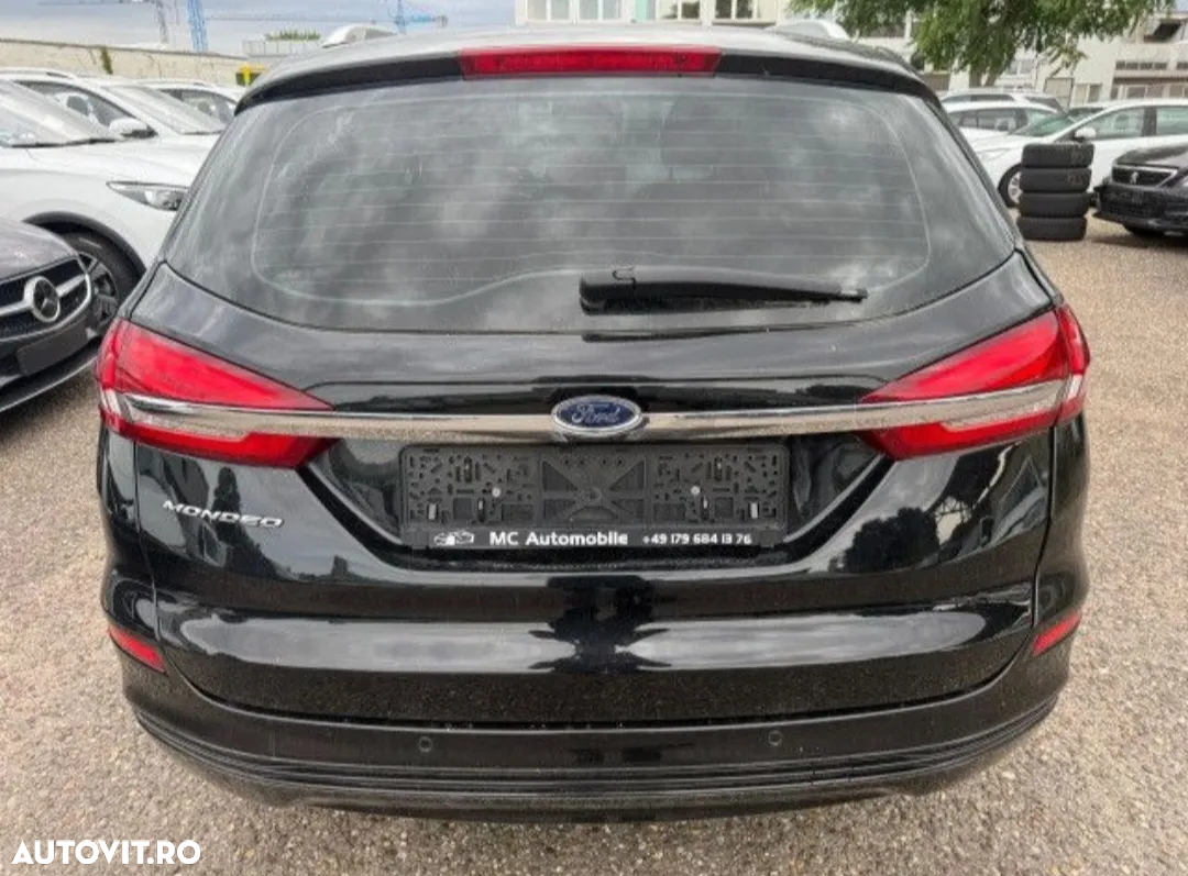 Ford Mondeo Turnier 2.0 TDCi Start-Stopp PowerShift-Aut Titanium - 11