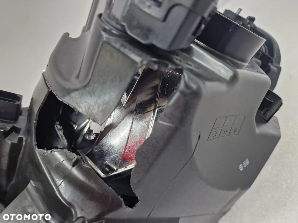 VW UP LIFT 17- PRAWA LED LAMPA PRZEDNIA PRZÓD , NR 1S1941016AA / 1EL012644-02 , NR AUKCJI LA258 - 19