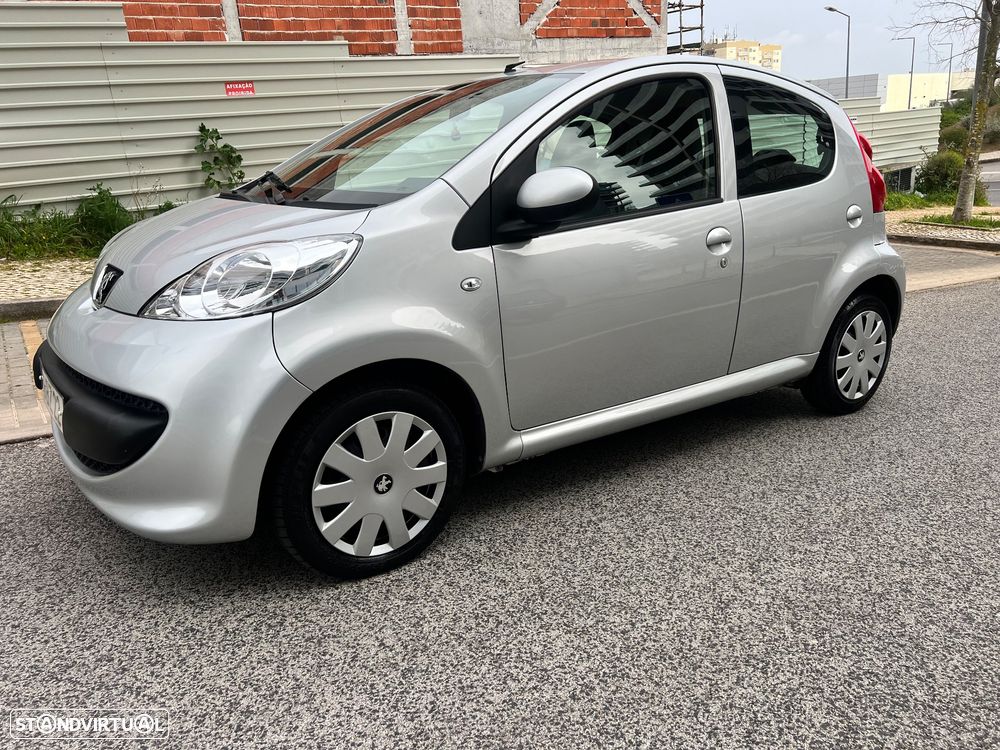 Peugeot 107 1.0 Trendy - 7