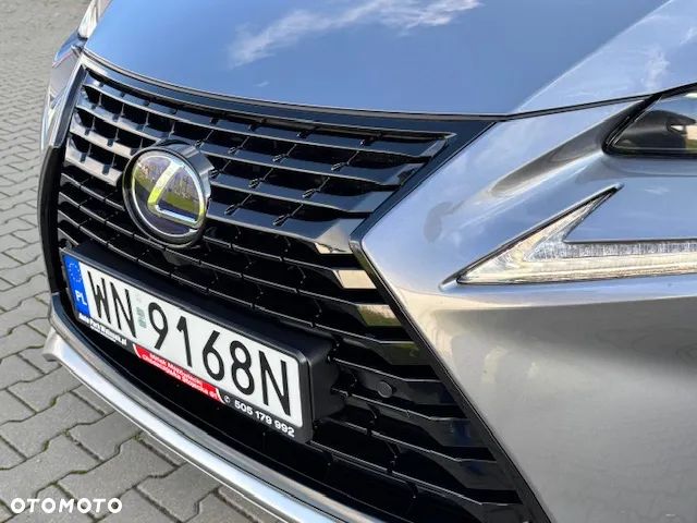 Lexus NX 300h F Impression AWD - 15