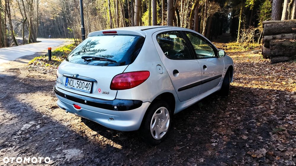 Peugeot 206 - 4