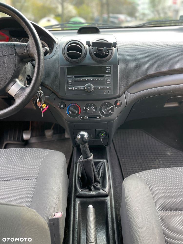 Chevrolet Aveo 1.2 16V Base - 7