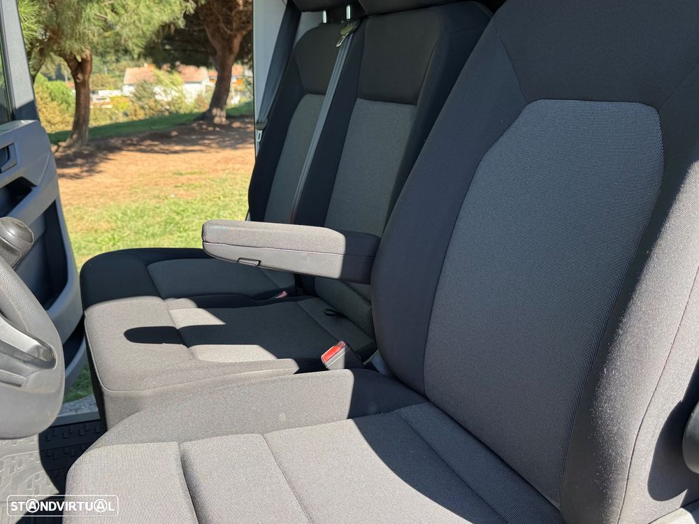 VW Crafter - 34
