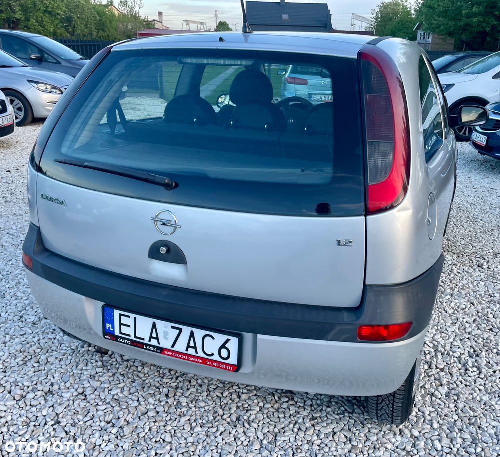 Opel Corsa 1.2 16V - 19