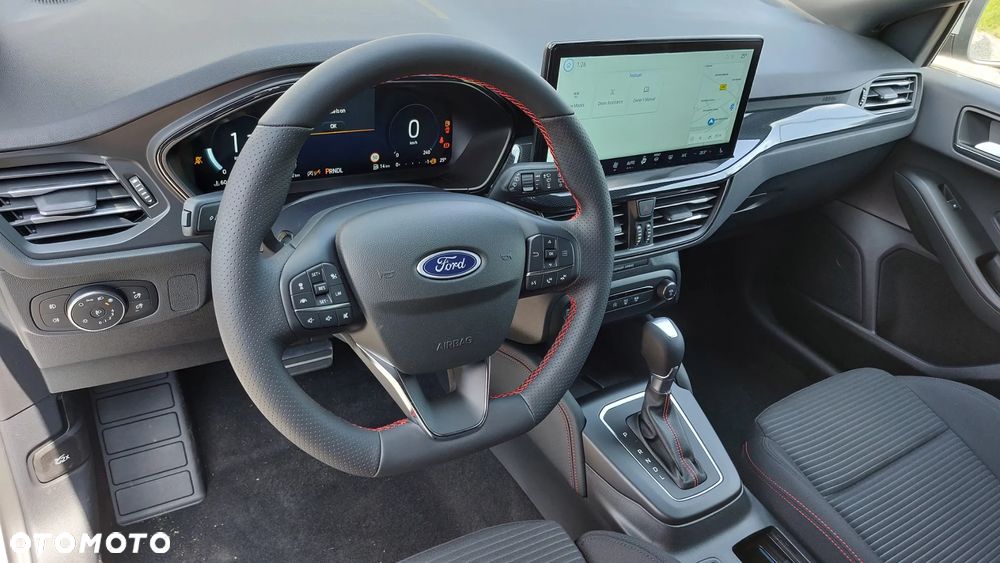 Ford Focus 1.0 EcoBoost mHEV ST-Line X - 8