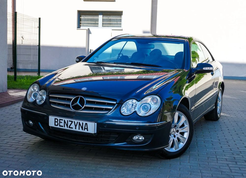 Mercedes-Benz CLK - 12