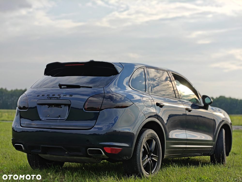Porsche Cayenne S - 4