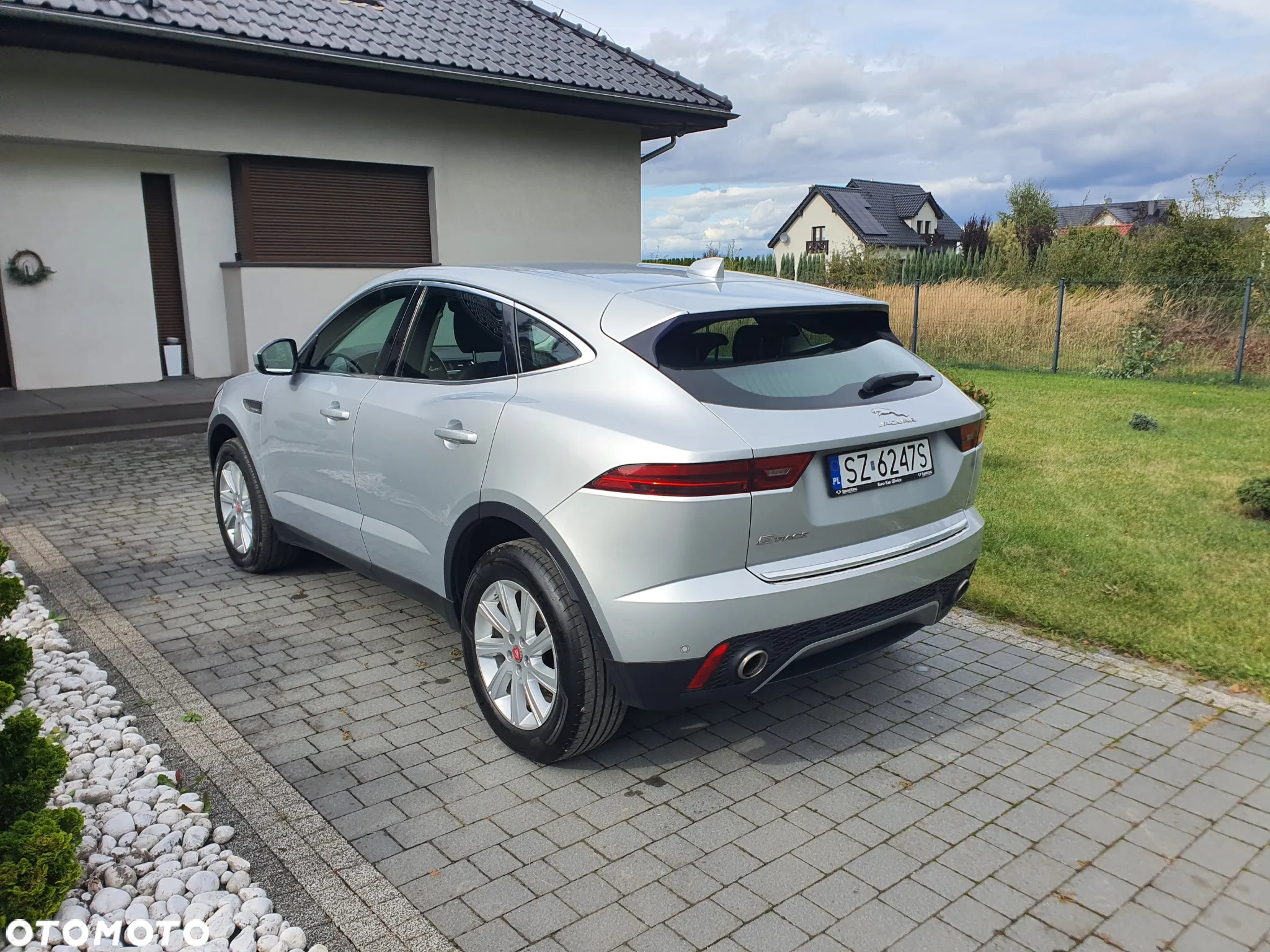 Jaguar E-Pace 2.0 i4D AWD S - 4