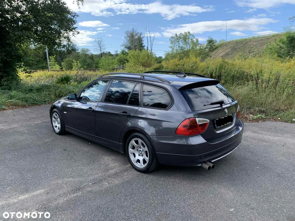 BMW Seria 3 320d DPF Touring Edition Fleet - 1