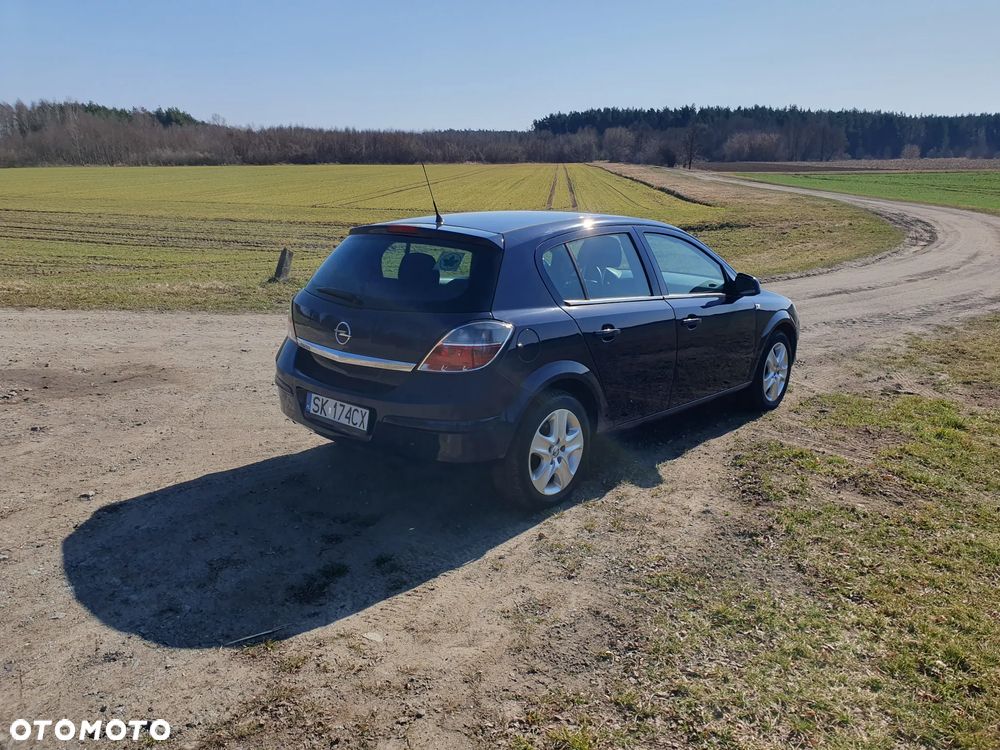 Opel Astra 1.6 Edition - 10