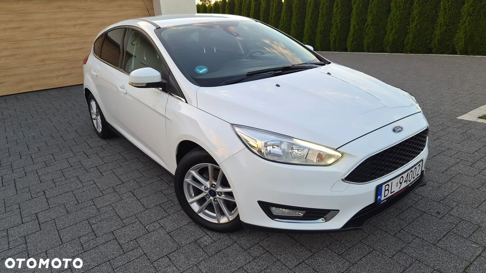 Ford Focus 1.0 EcoBoost Titanium - 26