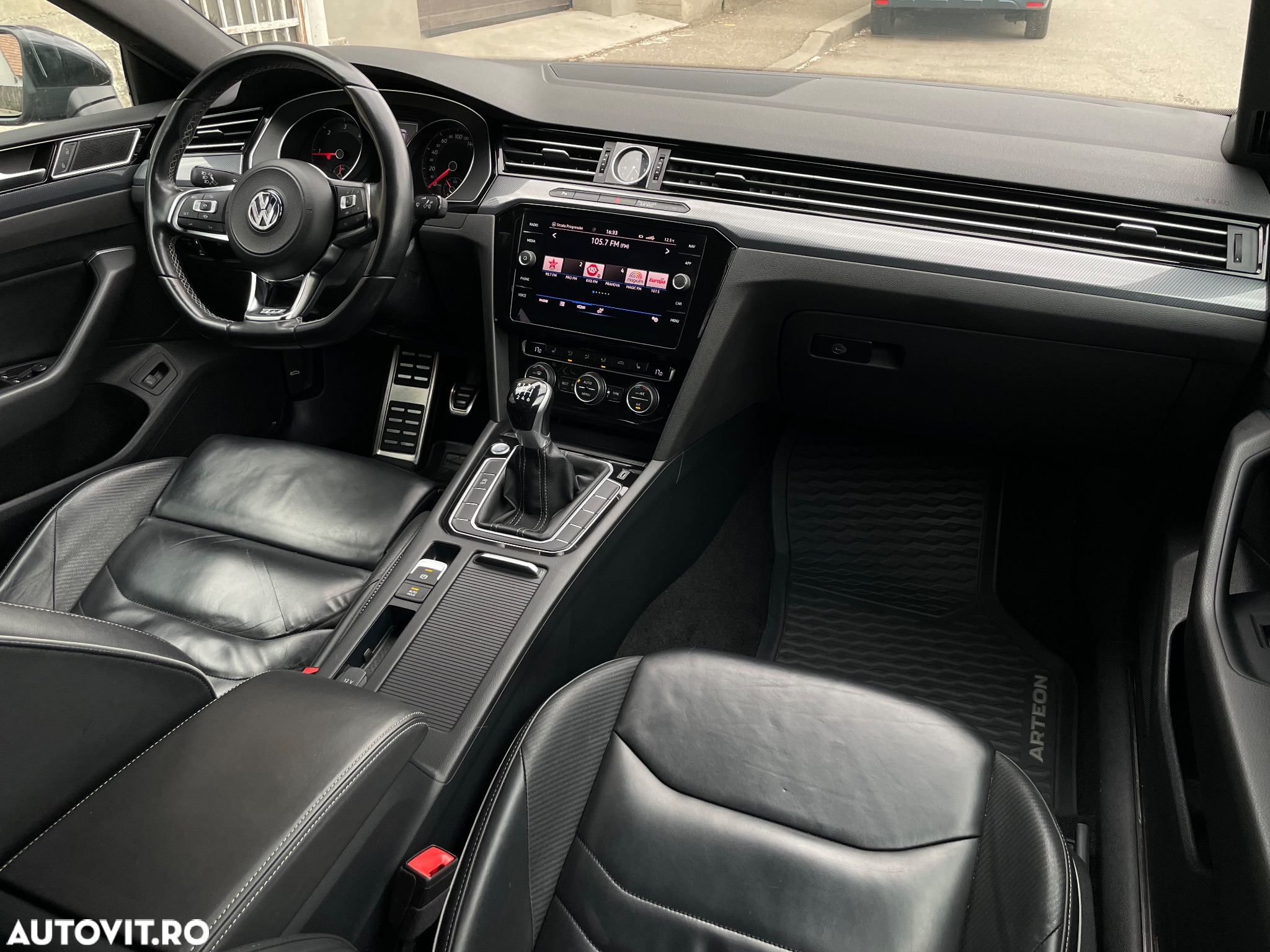 Volkswagen ARTEON 2.0 TDI R-Line - 19