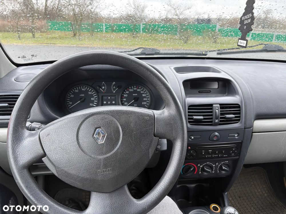 Renault Clio 1.2 Campus - 11