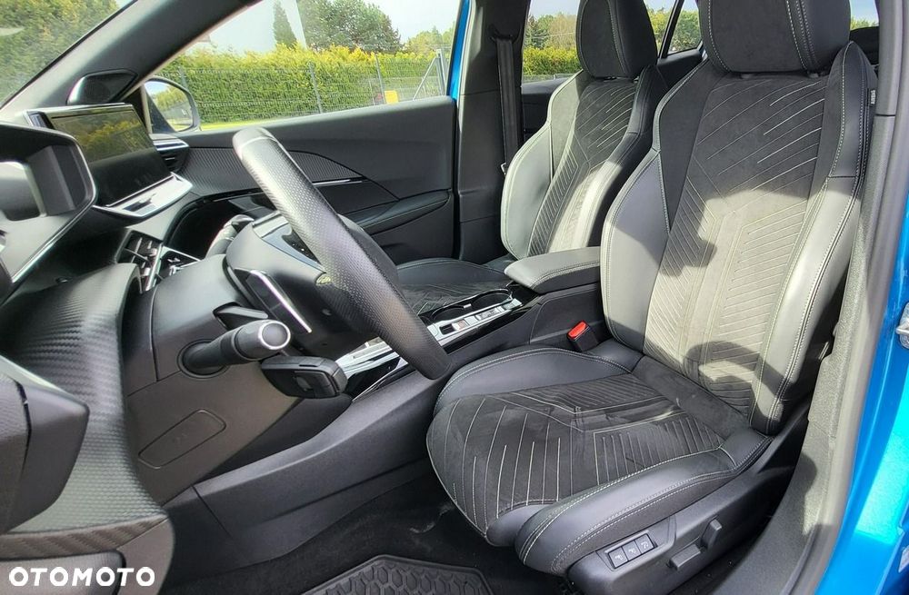 Peugeot 2008 1.2 PureTech GT S&S EAT8 - 10
