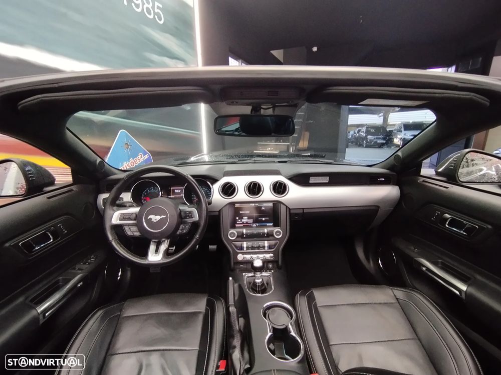 Ford Mustang 2.3i EcoBoost - 19