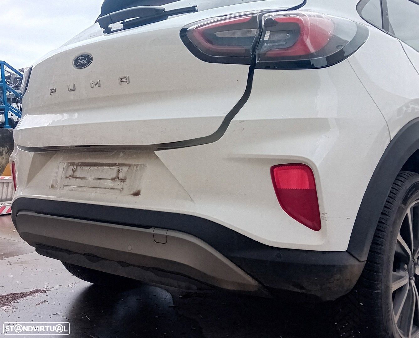 Pára-choques trás FORD Puma (J2K, CF7) - 1