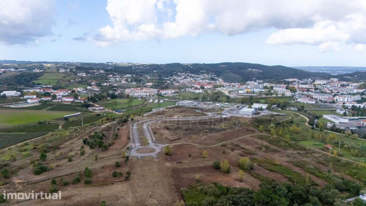 Nova Alcobaça- Lote de terreno para construção de prédio - Grande imagem: 5/6