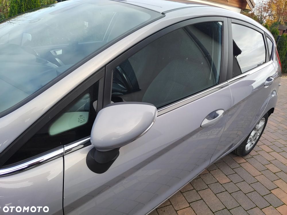 Ford Fiesta 1.6 Titanium - 16