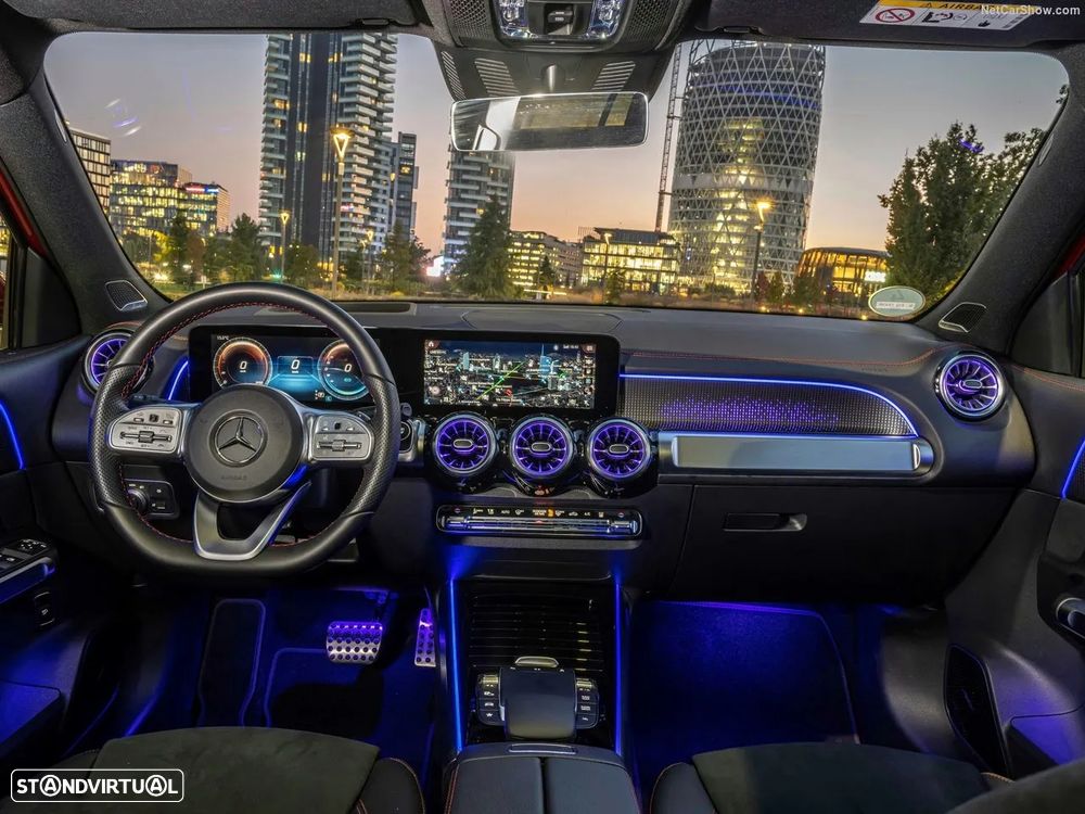 Mercedes-Benz EQB 250+ AMG Line - 20