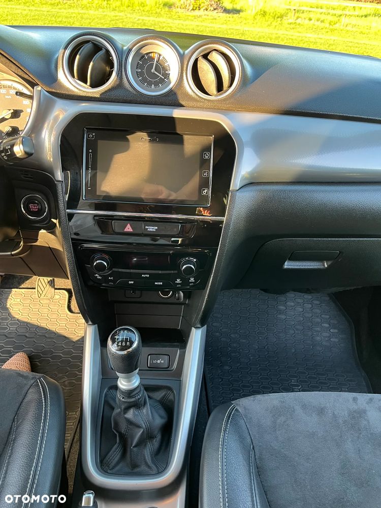 Suzuki Vitara - 24
