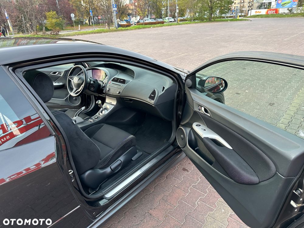 Honda Civic 1.8 TypeS - 18